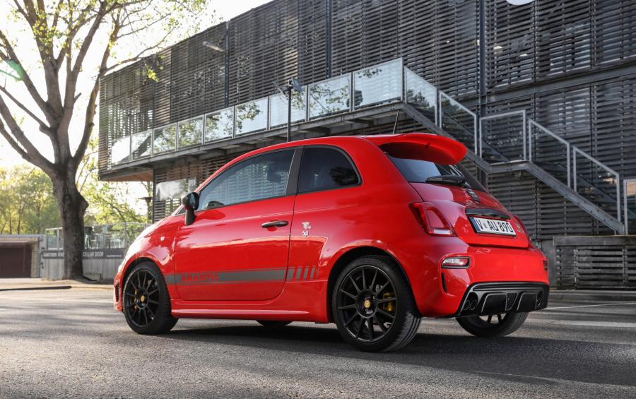  Abarth 595 Competizione (312) 2017 года  (AU) (фото 9 из 40)